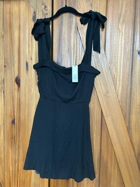 NWT Francesca's Collections Black Tie-Shoulder Mini Dress